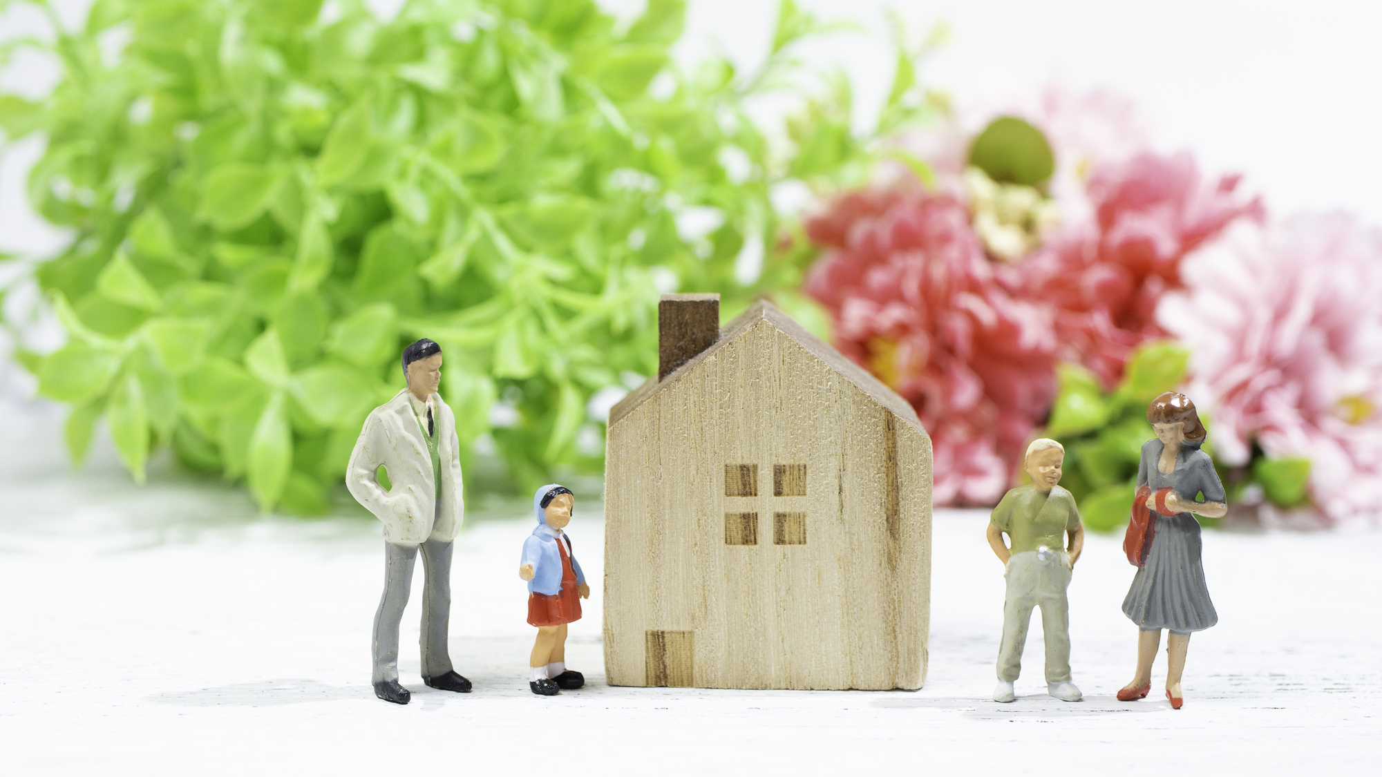 4人家族の光熱費は平均いくら 一戸建てとマンションではどちらが高い 電気を環境 節約 電力業界から考えるコラム サミットエナジー株式会社 4人家族の光熱費は平均いくら 一戸建てとマンションではどちらが高い 電気を環境 節約 電力業界から考えるコラム サミットエナジー株式会社